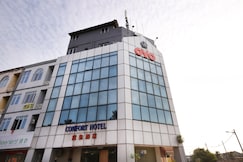 Super OYO 447 Comfort Hotel Meru, Klang