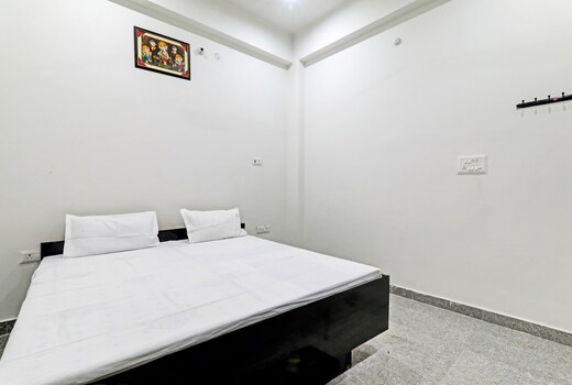 Hotel O Shri Krishna Banquet Hall