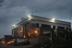 KUMAR'S PALACE, Dharmpur