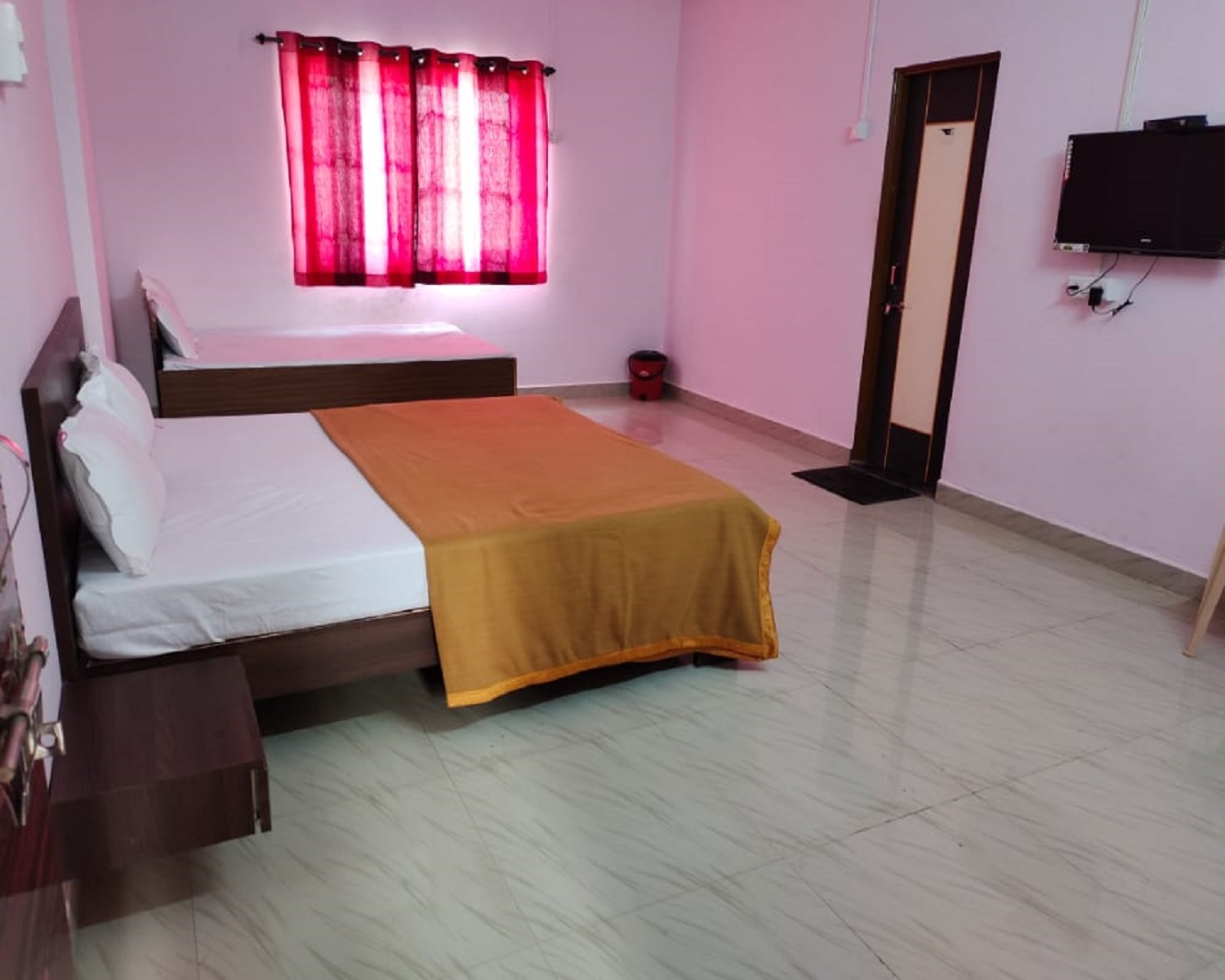 Hotel Savai Restaurant and Lodging - Tap to explore photos
