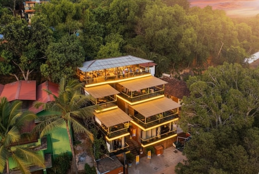FabHotel Amazonika Boutique Resort