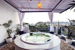 A Santorini Home-By Le Reve(Mall Road 5Min Drive), Mussoorie