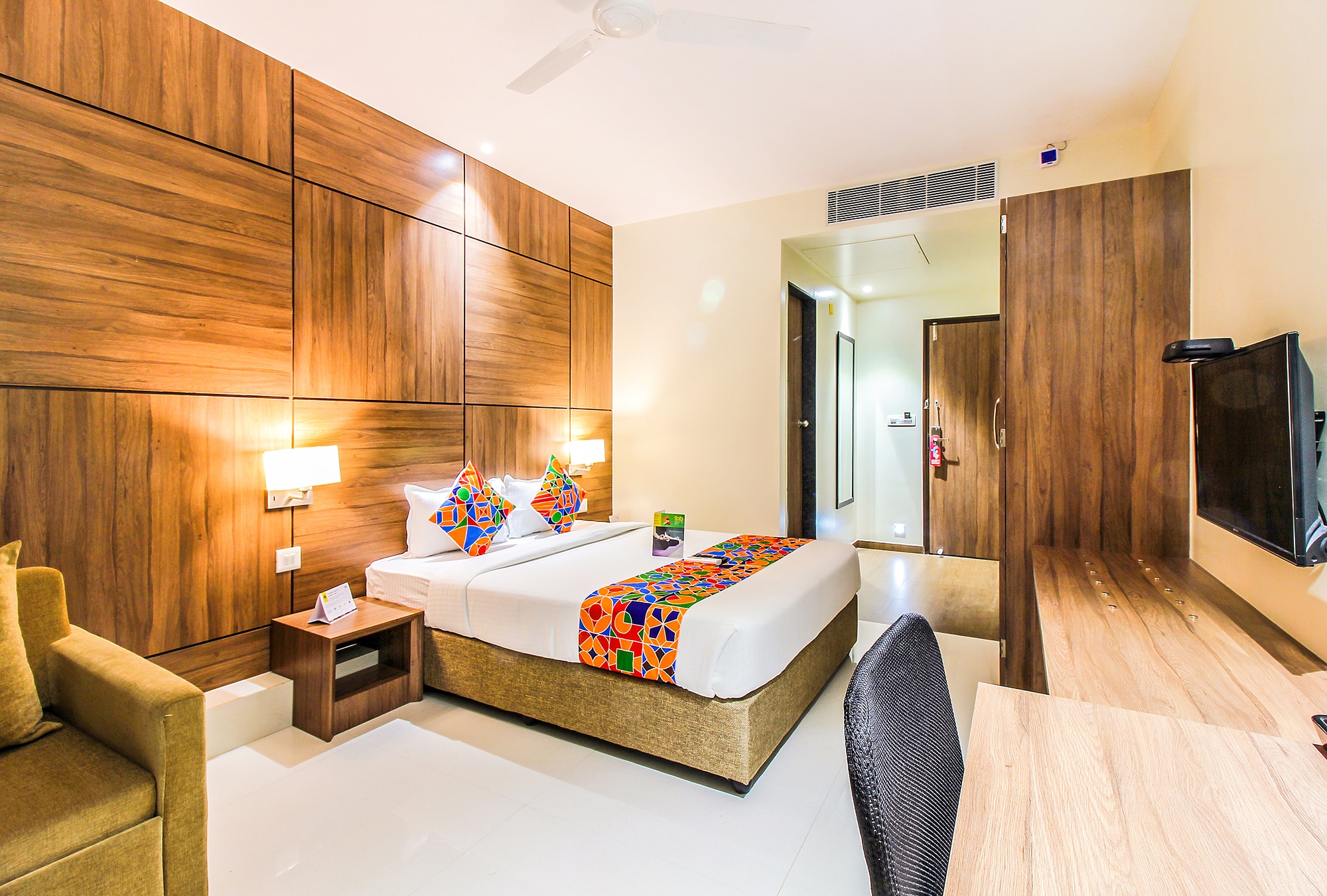 FabHotel RK International - Nr. Mumbai International Airport 2