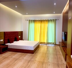 Deluxe Double Room with Balcony