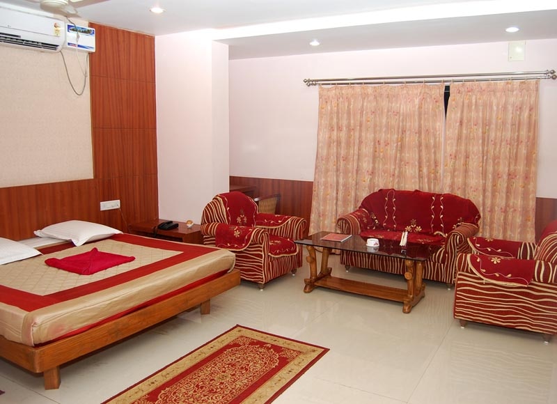 Hotel Raj Residency (200 Mtr from Bus stand and 3 Km from railway station) - Tap to explore photos