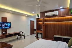 Hotel Sunrise, Damoh