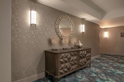 Hampton Inn by Hilton Waldorf, Charles