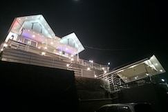 Metro Heights, Ranni