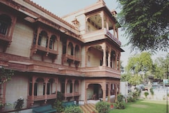HOTEL NAVRANG, Bundi