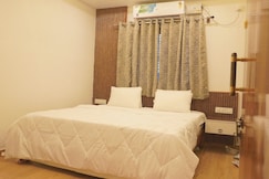 Dayanand Residency Lodge, Chitradurga