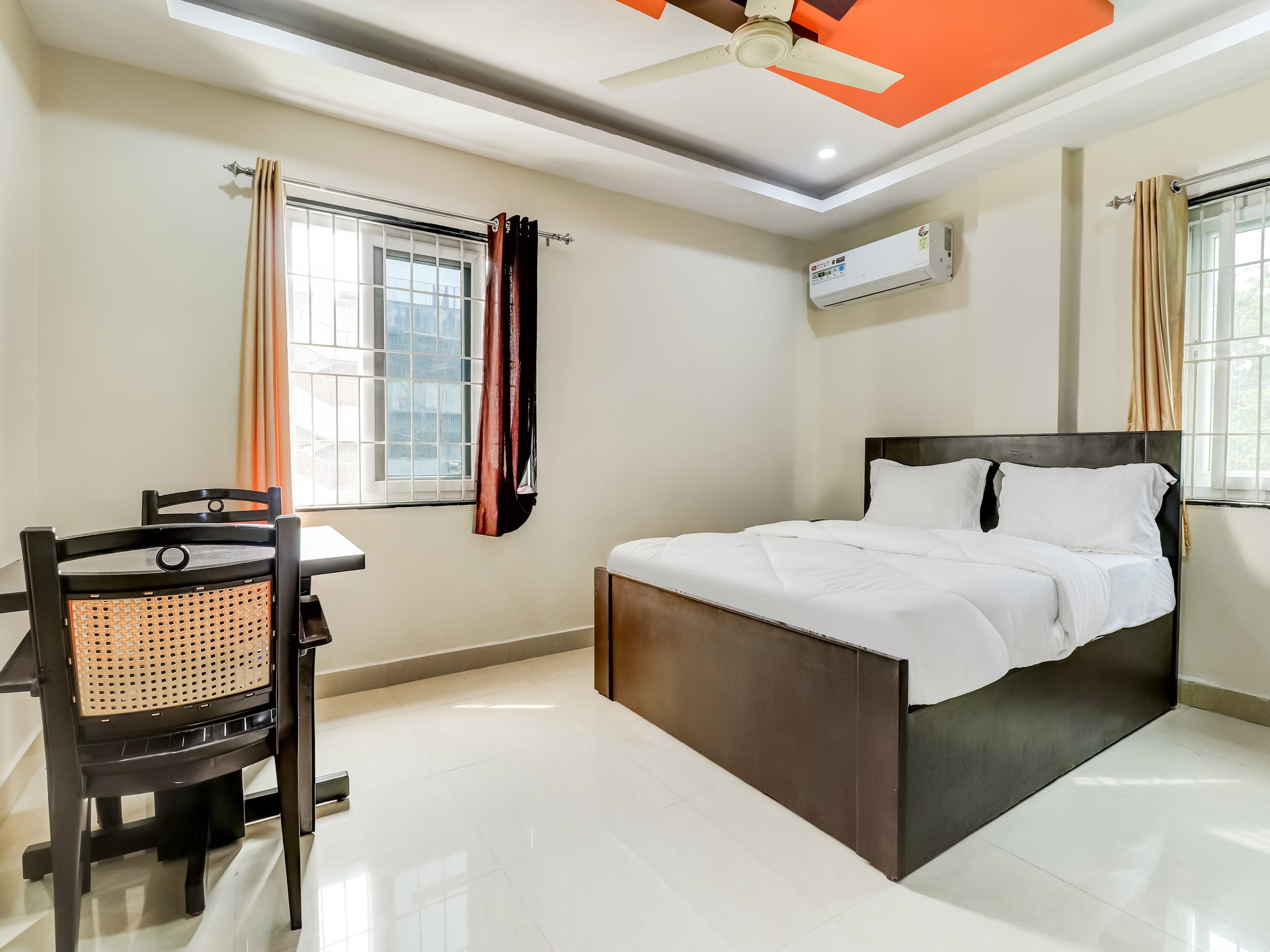Hotel O Sri Singampalli Residency - Tap to explore photos