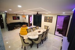 The Sam's Home | Entire 3BHK | Hazaratganj, Lucknow