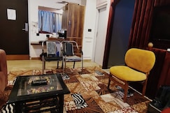 Hotel Orange, Ayodhya