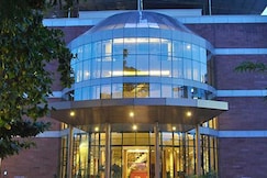 League Hotels and Banquets, Chennai