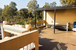 President Park 2BHK stay in dehradun by homeyhuts, Dehradun