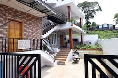 QUEEN PALACE COONOOR