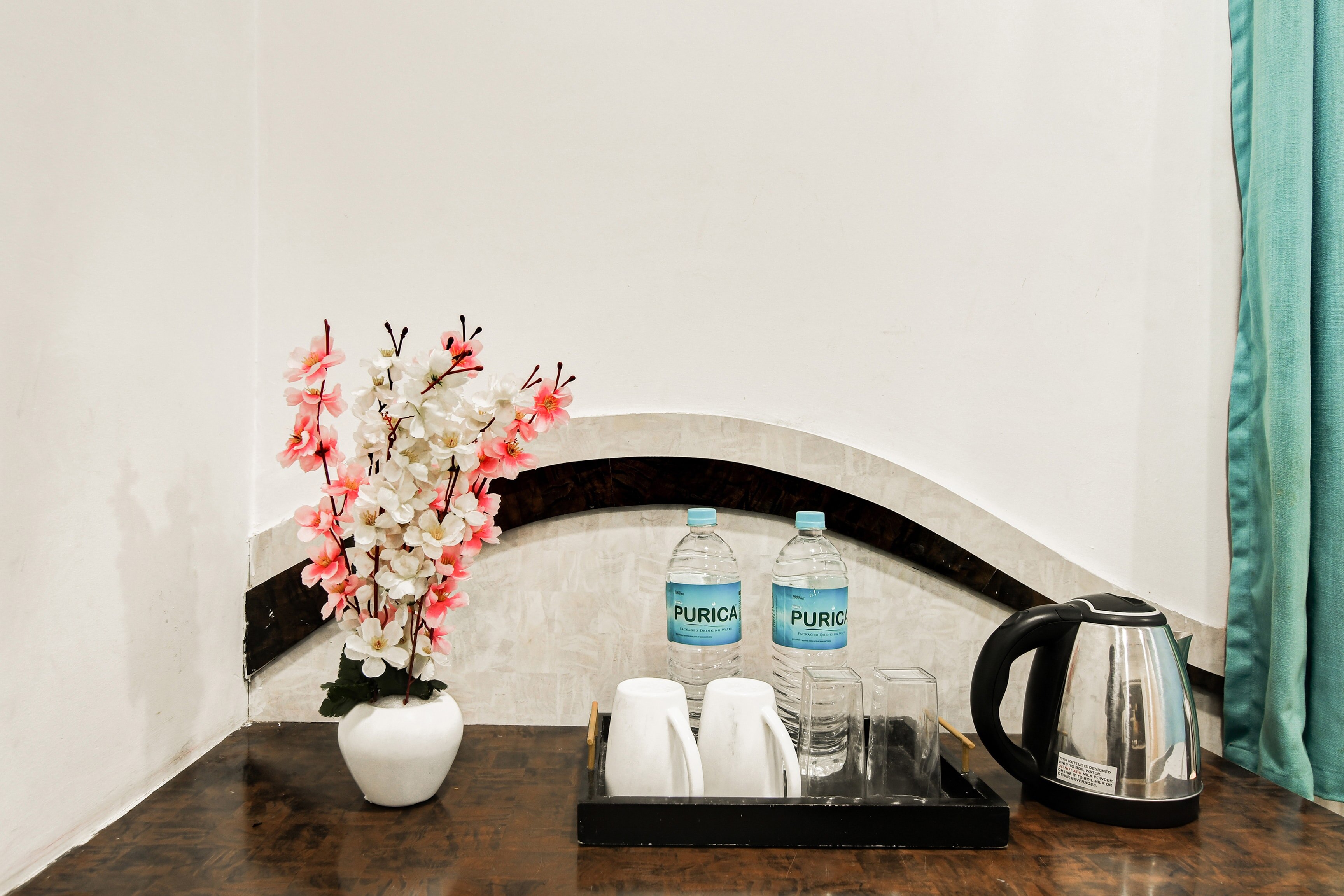 Hotel O Tagore Park Kolkata Formerly Fortune Plaza - Tap to explore photos