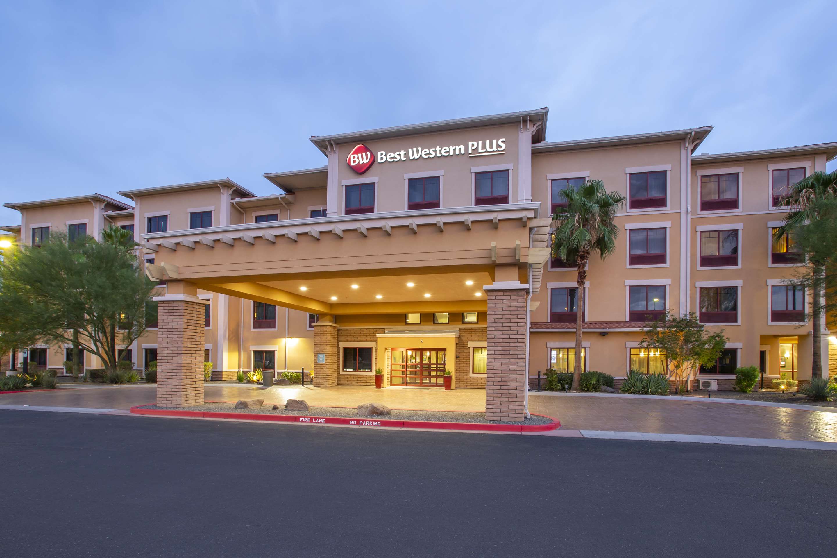 Best Western Plus Chandler Hotel & Suites - Tap to explore photos