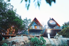 Rockwood Retreat Pool Cottages, Munnar