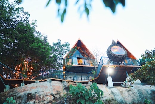 Rockwood Retreat Pool Cottages