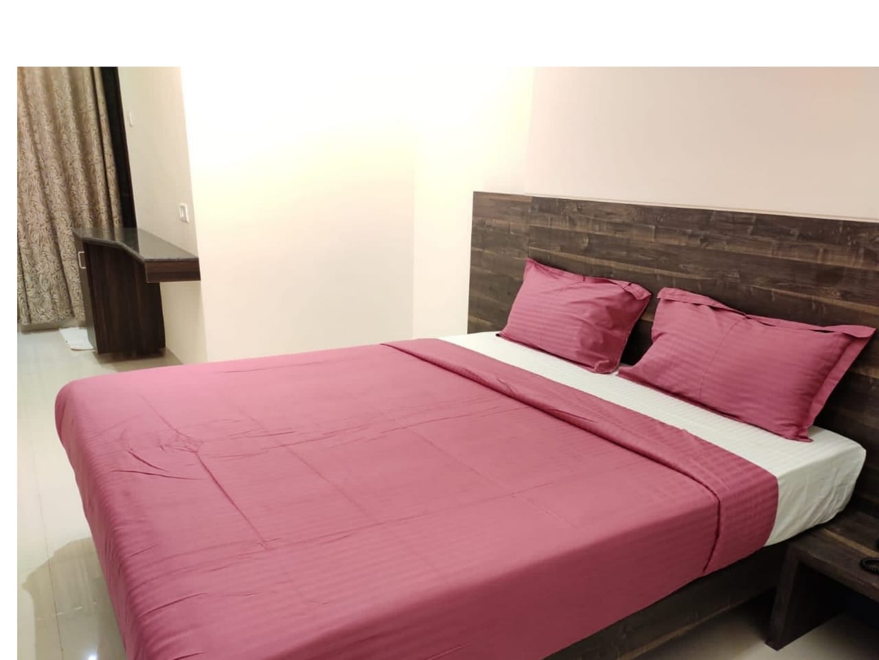 Deluxe Non AC Room 1