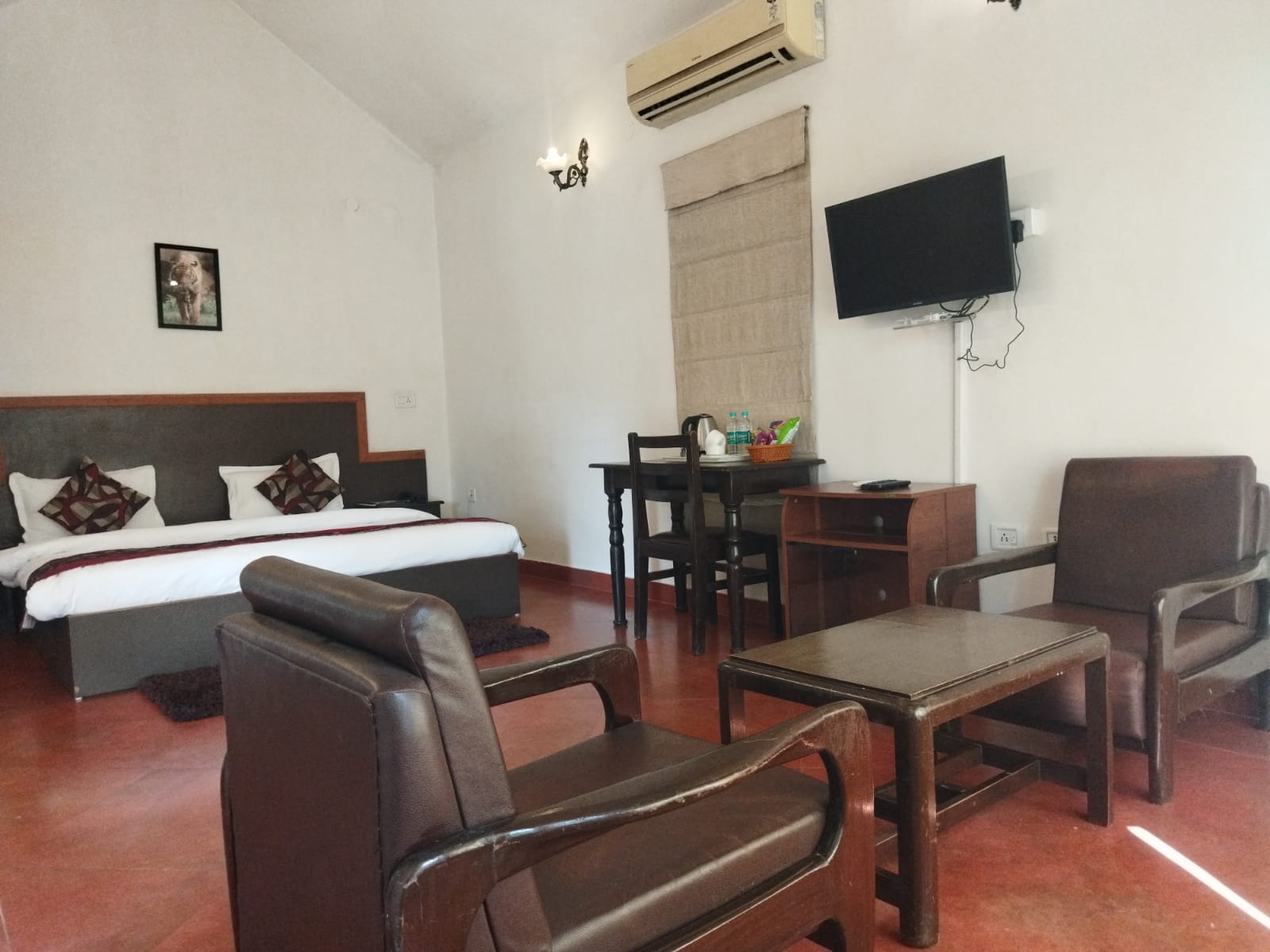 Pratiksha River Retreat- A River Access Property - Tap to explore photos