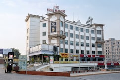 Hotel Royal Paradise, Karnal