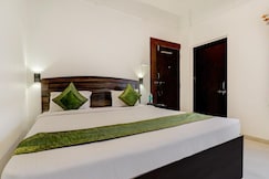 Suman Lodging Near Mahalaxmi Temple, Devgarh