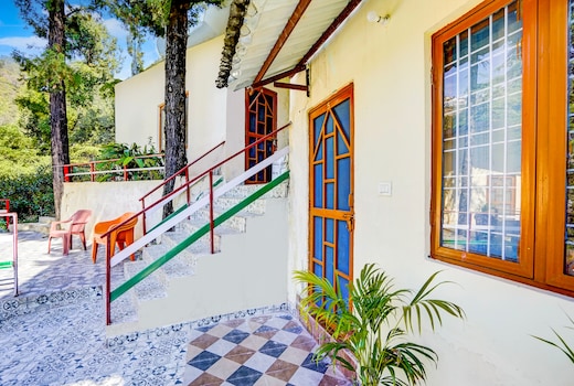 Hotel O Ghumakkad's Baba Resort