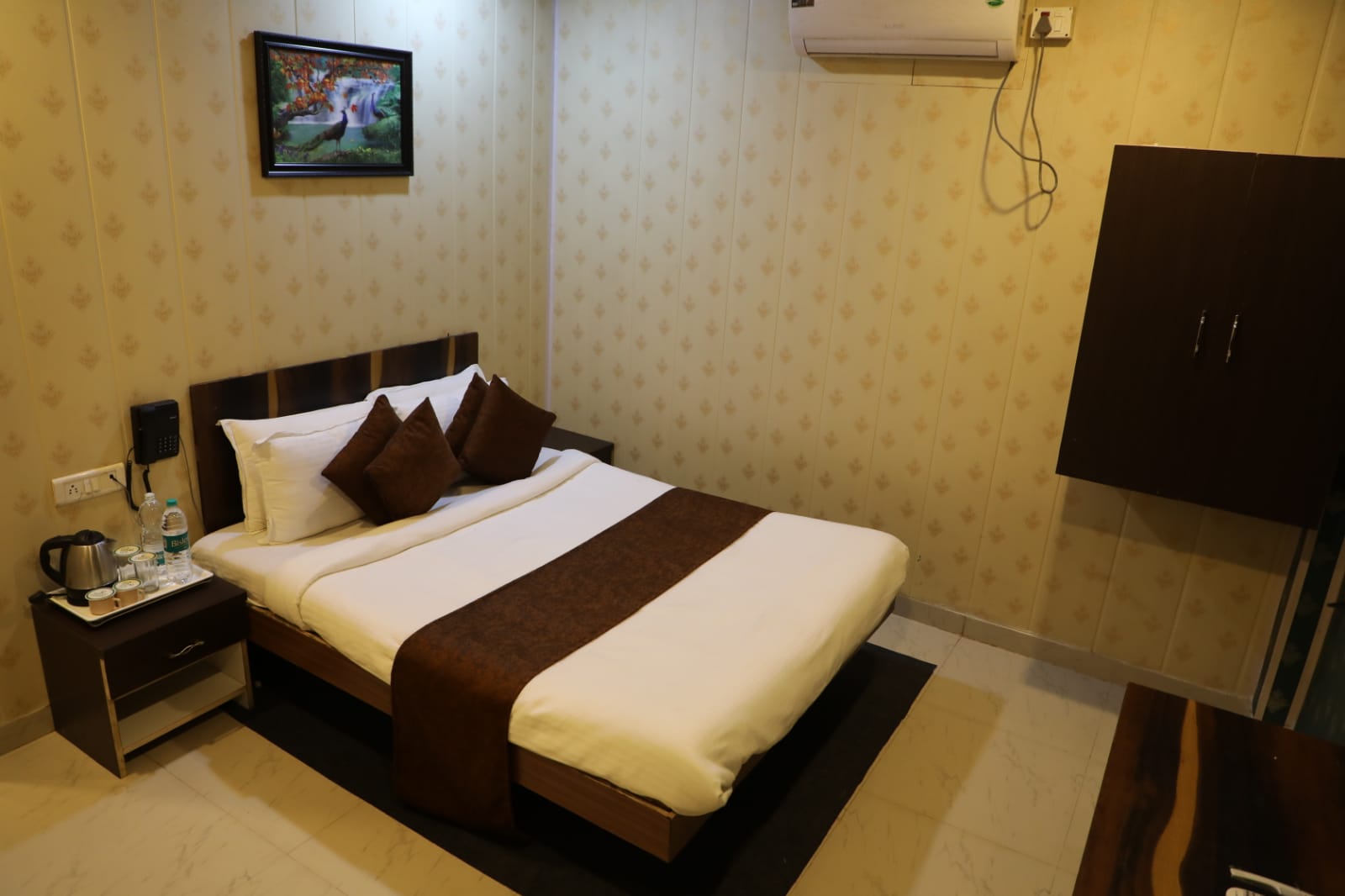 Family Suite Room 1
