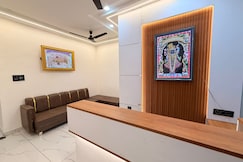 HOTEL GIRIRAJ PALACE, Ujjain