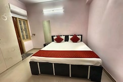 Casanoya Inn (201) Cozy 2BHK in the Heart of Varanasi, Varanasi