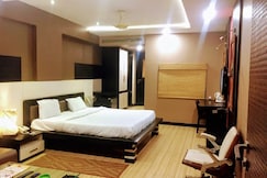 Hotel Lal Baag Inn, Raipur, Chhattisgarh