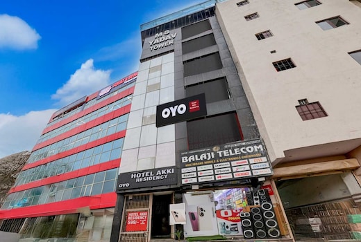 Hotel O Akki Residency Near Adarsh Pariksha Kendra
