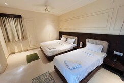 Hotel Corporate, Shivpuri, Shivpuri