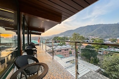 Hotel Green View (Behind Pramarth Niketan), Rishikesh