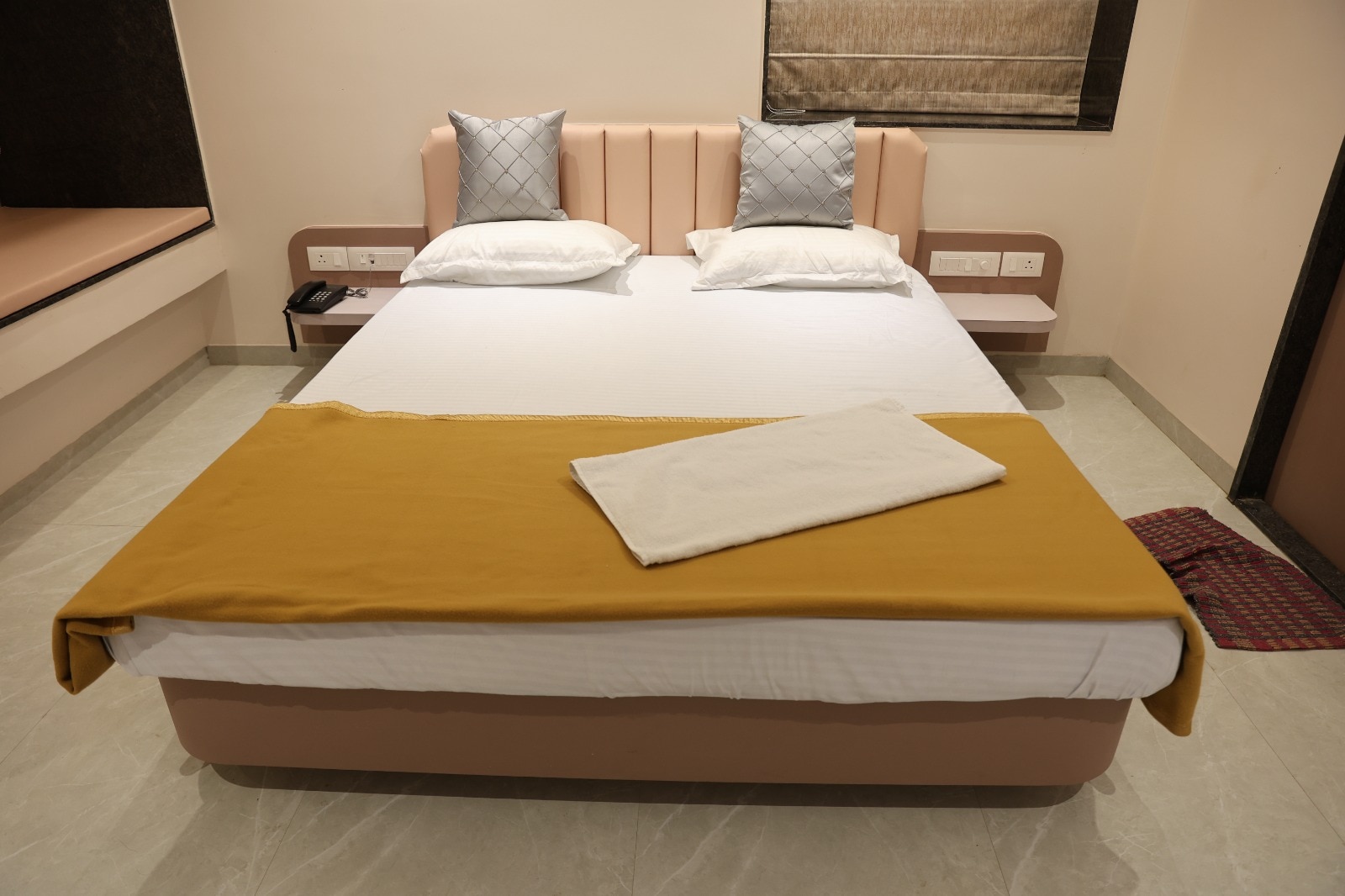 Hotel Rajadhiraj Beerbar and Lodging - Tap to explore photos
