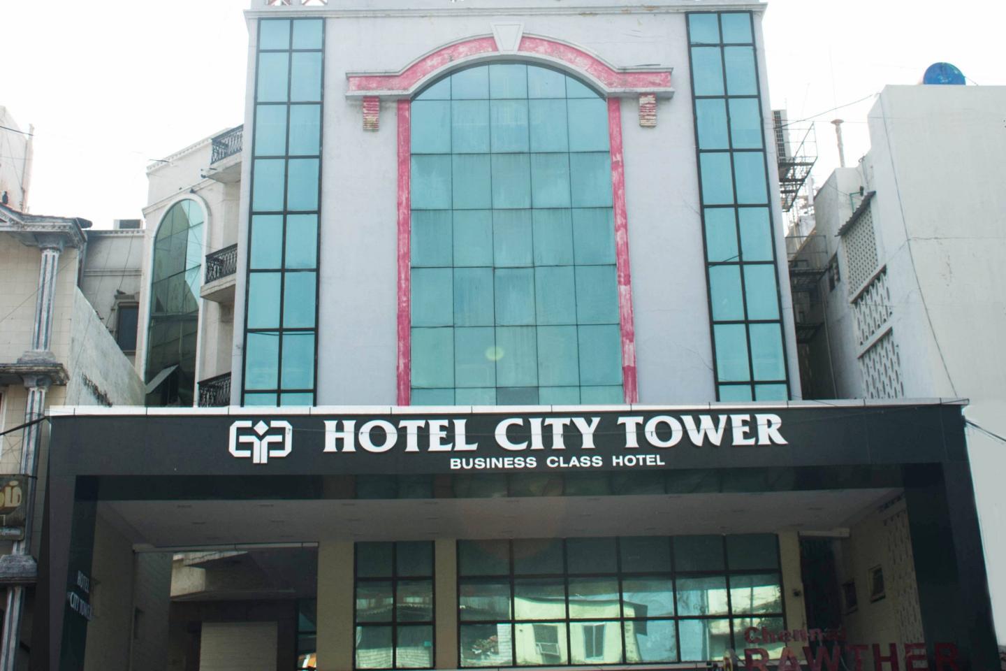 Santhi Bhavan Central Chennai INR 282 OFF   1  3  5  0   Deal Hotel