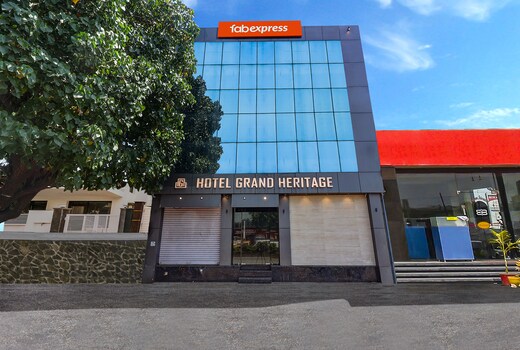 FabHotel Grand Heritage - Nr. BKC