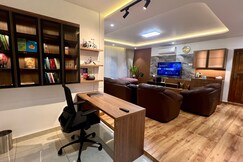 V R Homestay Premium AC Stay Near Guruvayur, Kunnamkullam