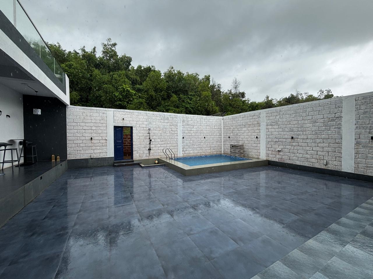 Casa Oceanus - Pool View Room - Ganpatipule 2