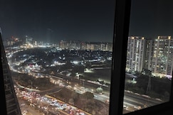 Lavish City Views Cozy Comfort, Greater Noida