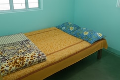 Santosh lodge, Chhapra