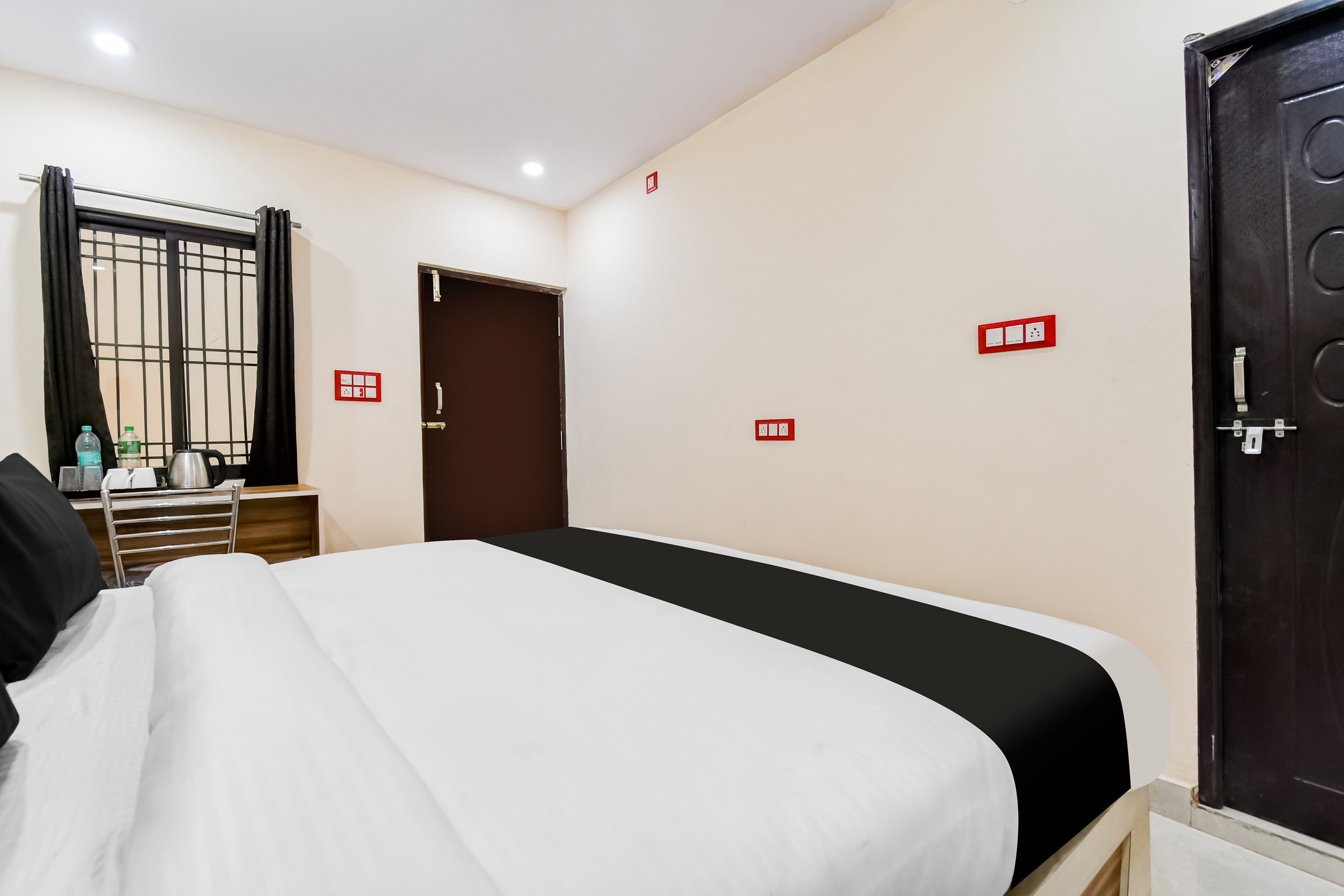 Hotel O Kailasha Residency - Tap to explore photos