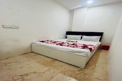 Hotel O Park Side, Bhilai