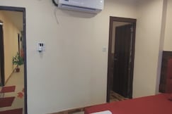 Hotel O Wamson Alpha Co living Stays, Noida