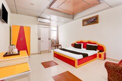 Collection O Nandanpura Sipri Bazar Formerly Hotel Highway Jhansi, Jhansi