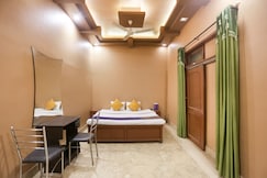 SPOT ON Hotel Sarojani Villa, Rewa