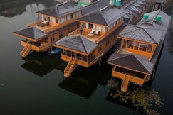 New Jacquline Heritage Houseboats, Srinagar