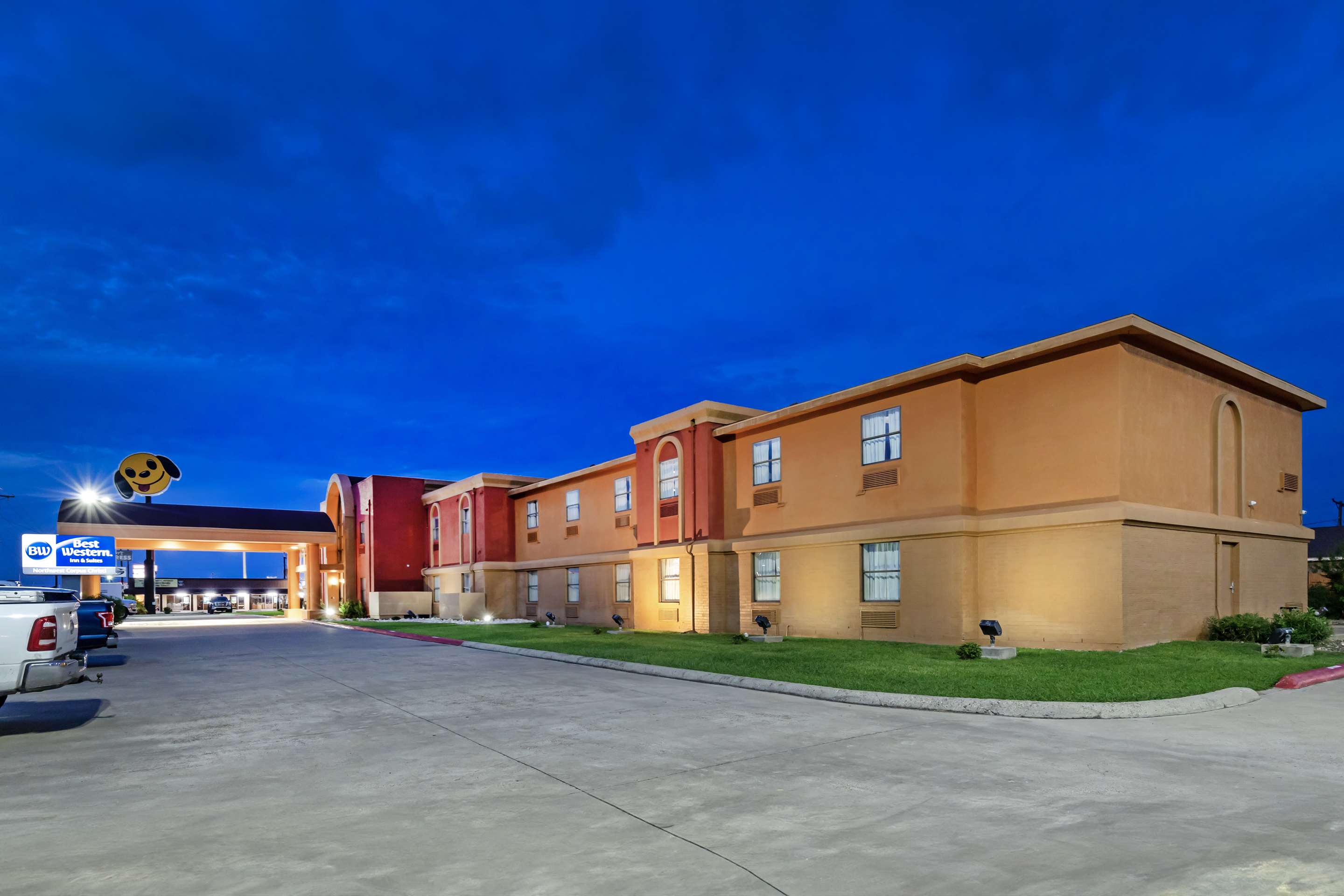 Best Western Northwest Corpus Christi Inn & Suites - Tap to explore photos